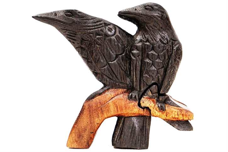 Schmuckdose Odins Raben - Hugin & Munin - handgeschnitzt aus Holz